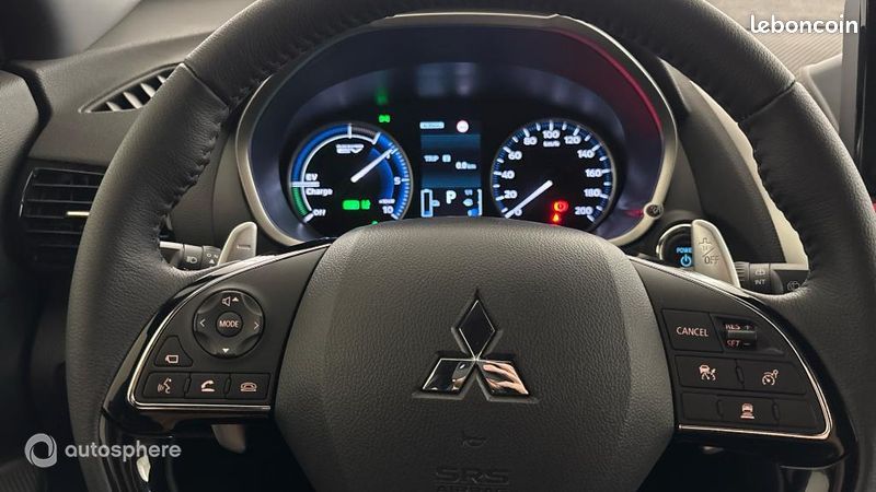 Mitsubishi Eclipse Cross 2.4 MIVEC PHEV 188ch Intense 4WD (image 25)