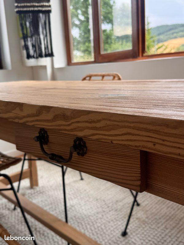 Table (image 2)