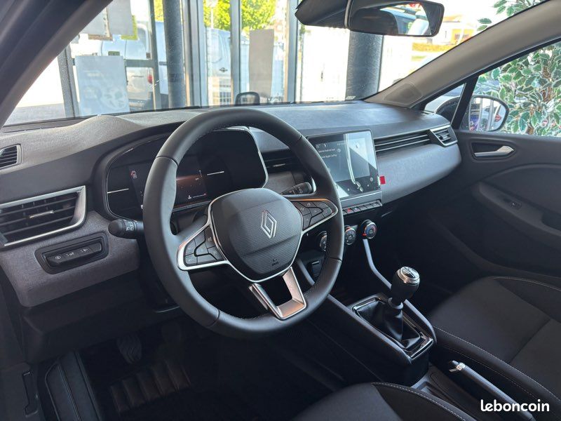 Renault clio 5 Neuve Blue DCI 100ch Évolution disponible Garantie 12/2028 (image 12)