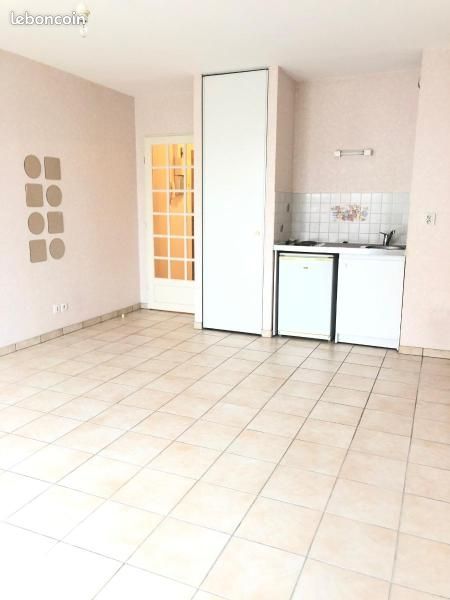 Appartement 1 pièce 28 m² · à Reims · 28 m² · 435 €