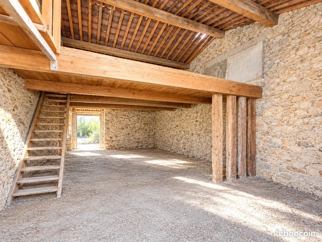 Maison 1 pièce 104 m² · à Saint-Maximin-la-Sainte-Baume · 104 m² · 141 700 €