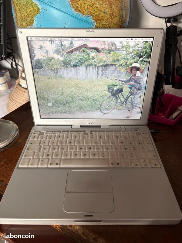 Apple iBook G3 (image 2)