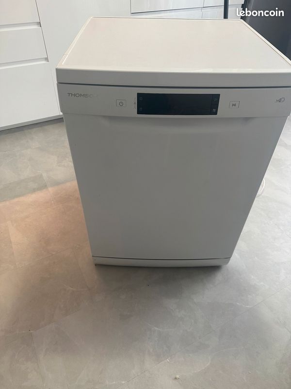 Lave-vaisselle THOMSON TDW6045BWH (image 1)