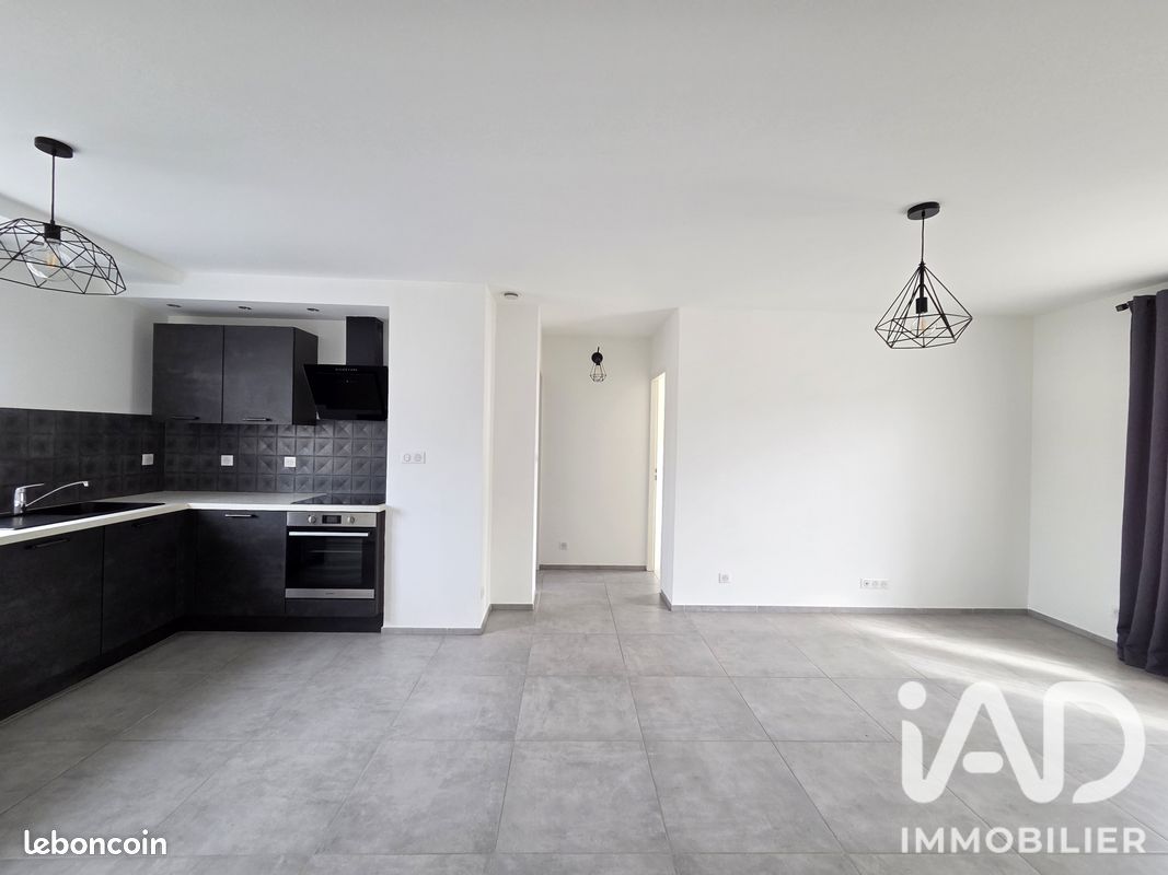 Appartement 4 pièces 67 m² · à Eybens · 67 m² · 162 000 €
