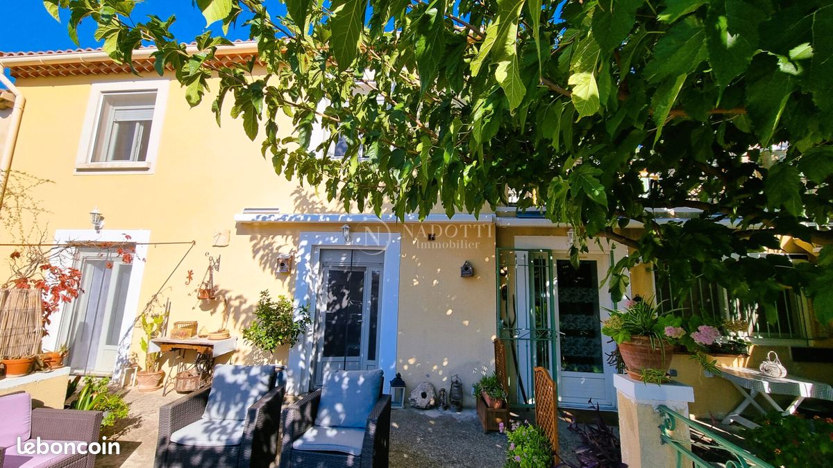 Maison 4 pièces 157 m² · à Châteauneuf-de-Gadagne · 157 m² · 395 000 €