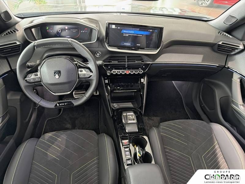 Peugeot 2008 Hybrid 145 e-DCS6 GT Exclusive (image 12)
