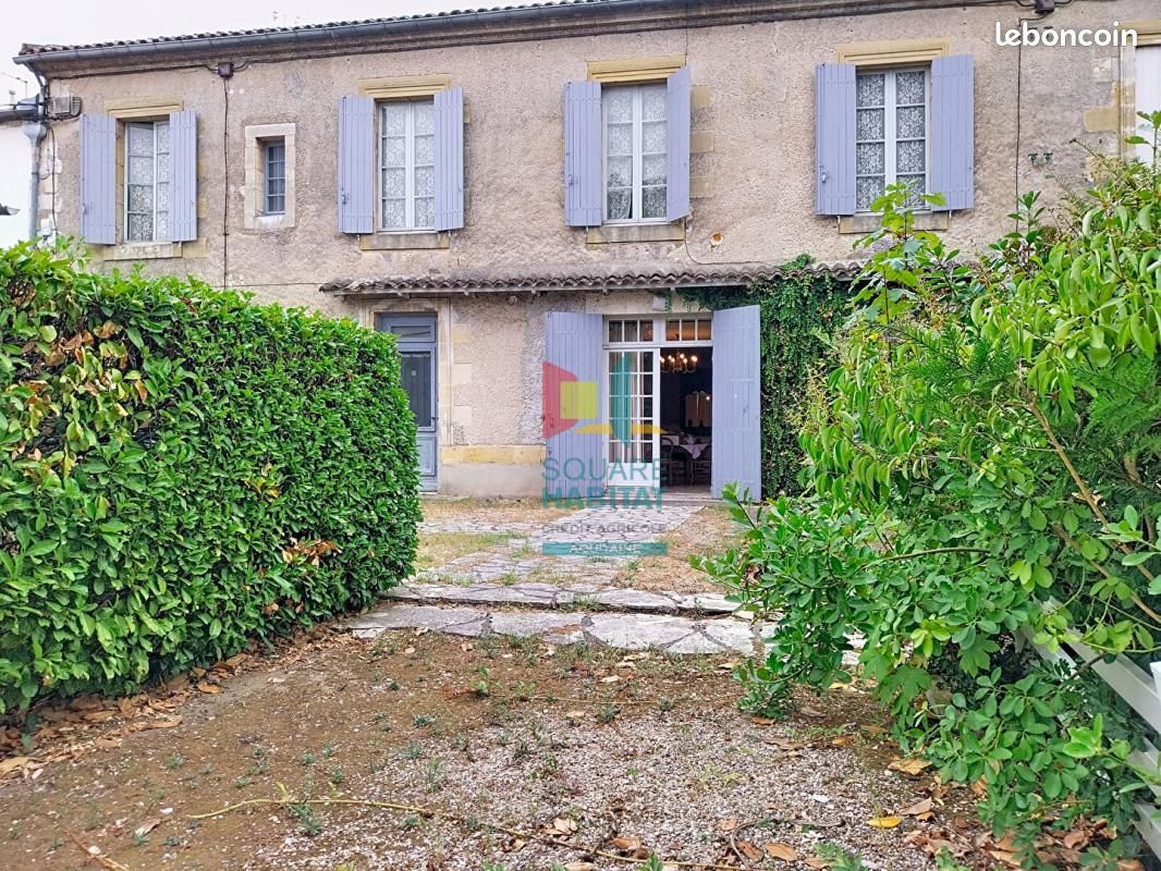 Maison 8 pièces 228 m² · à Sainte-Foy-la-Grande · 228 m² · 291 500 €