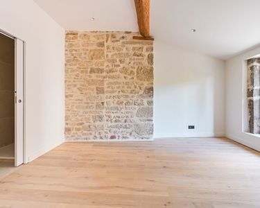Maison 990 000 € - 216 m²