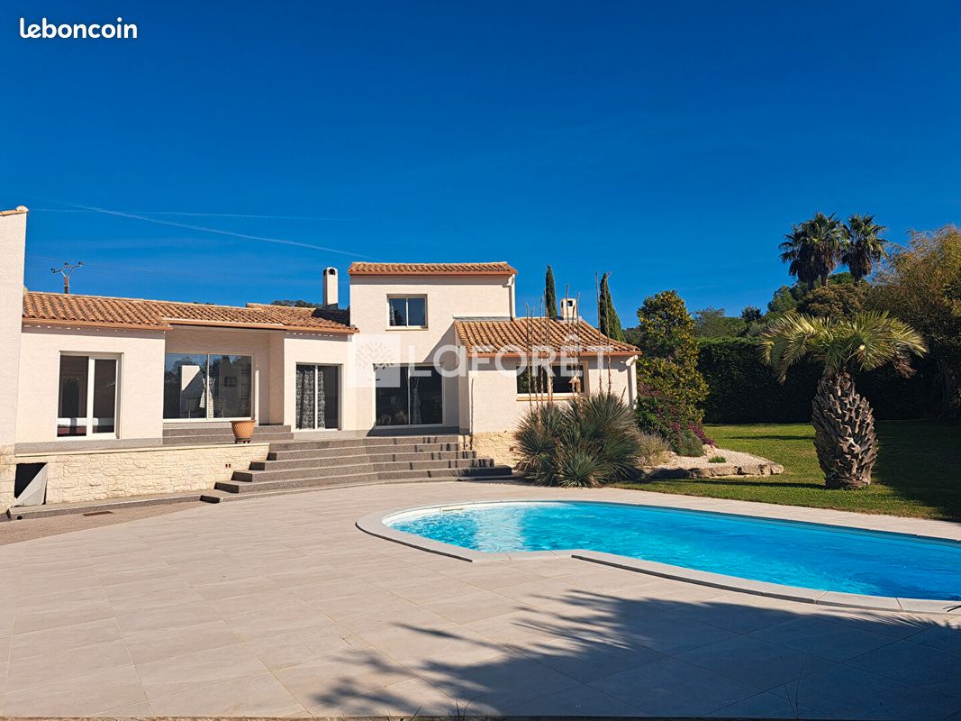 Maison 5 pièces 220 m² · à Balaruc-le-Vieux · 220 m² · 650 000 €