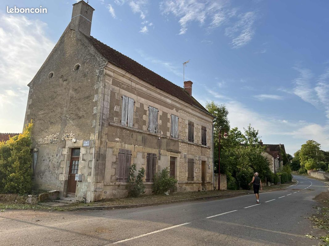 Maison 3 pièces 70 m² · à Garchy · 70 m² · 11 000 €