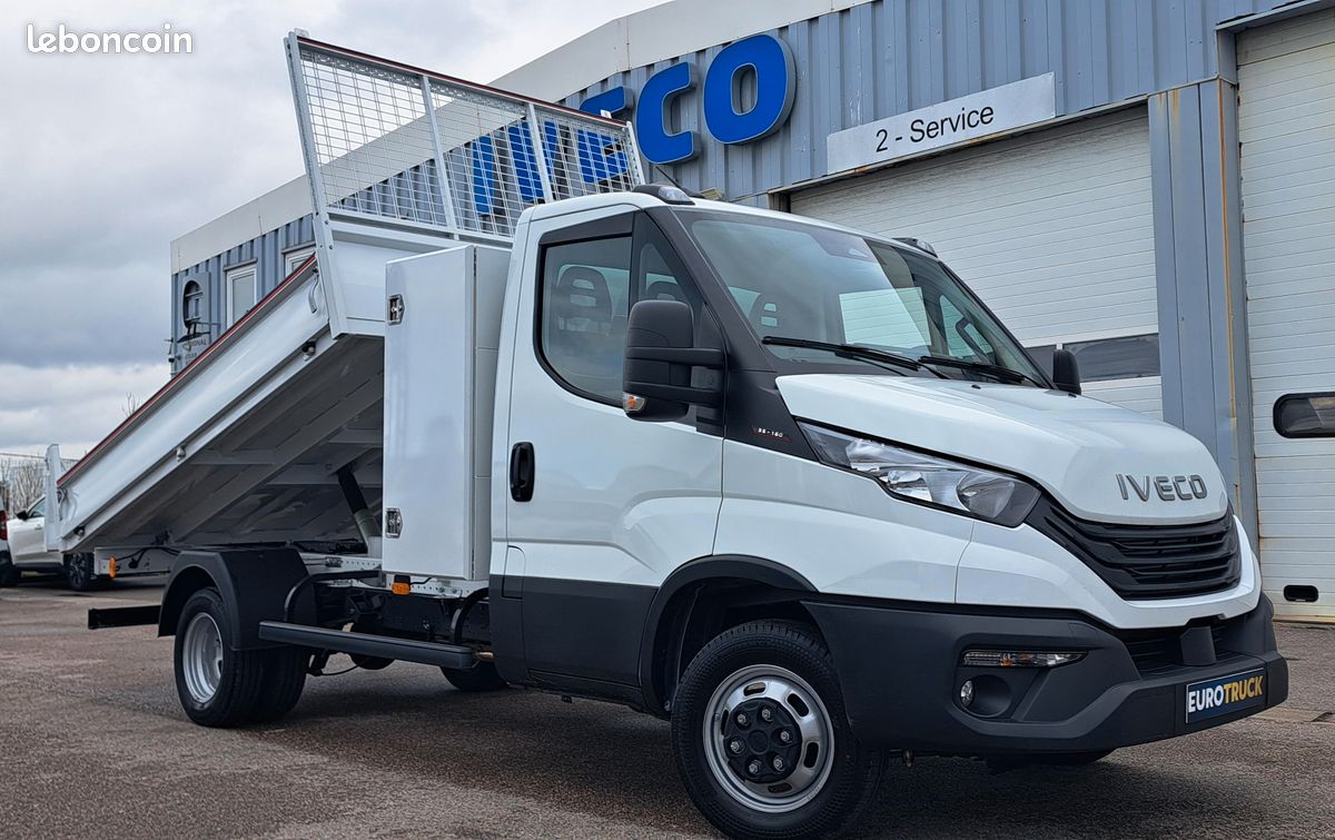 IVECO DAILY 35C16 SIMPLE CABINE BENNE & COFFRE 03 PLACES. NEUF et prêt à partir ( cylindrée moteur 3 litres ). 820HT/mois (image 1)