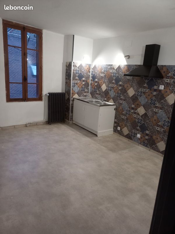 Appartement 2 pièces 30 m² · à Aubusson · 30 m² · 370 €