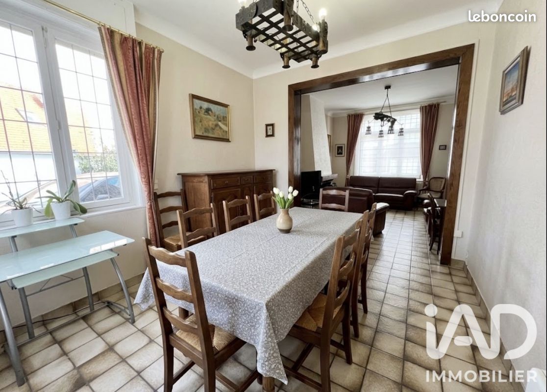 Maison 8 pièces 155 m² · à Escaudain · 155 m² · 189 500 €