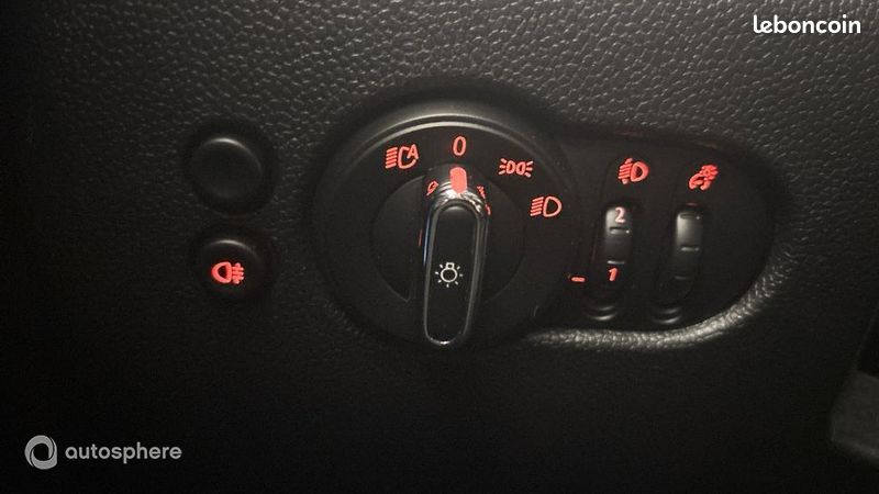 Mini Mini Cooper 136ch Edition Camden BVA7 (image 24)