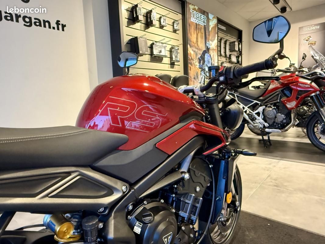Triumph STREET TRIPLE 765 RS (image 10)