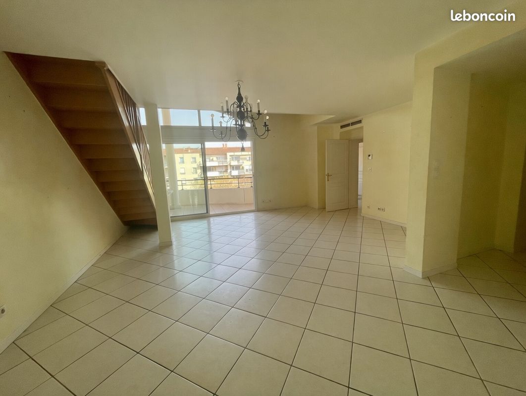 Appartement 3 pièces 104 m² · à Craponne · 104 m² · 360 000 €