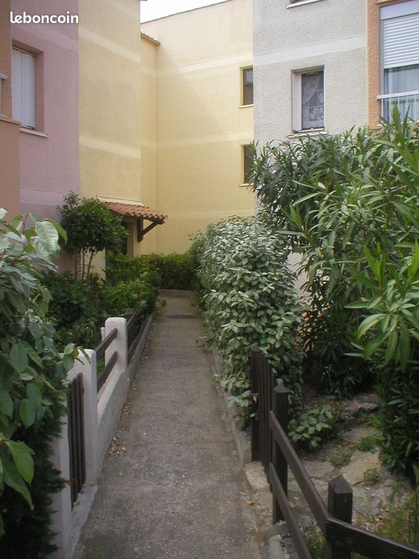 T2 au Cap d'agde avec piscine et parking (image 13)
