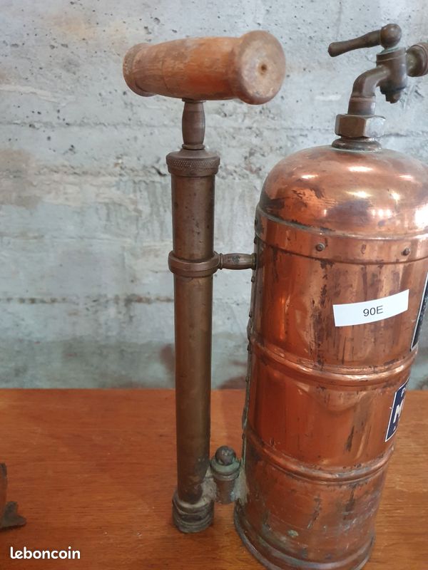 ANCIEN PULVÉRISATEUR EN cuivre et en laiton a restaurer marque vermorel