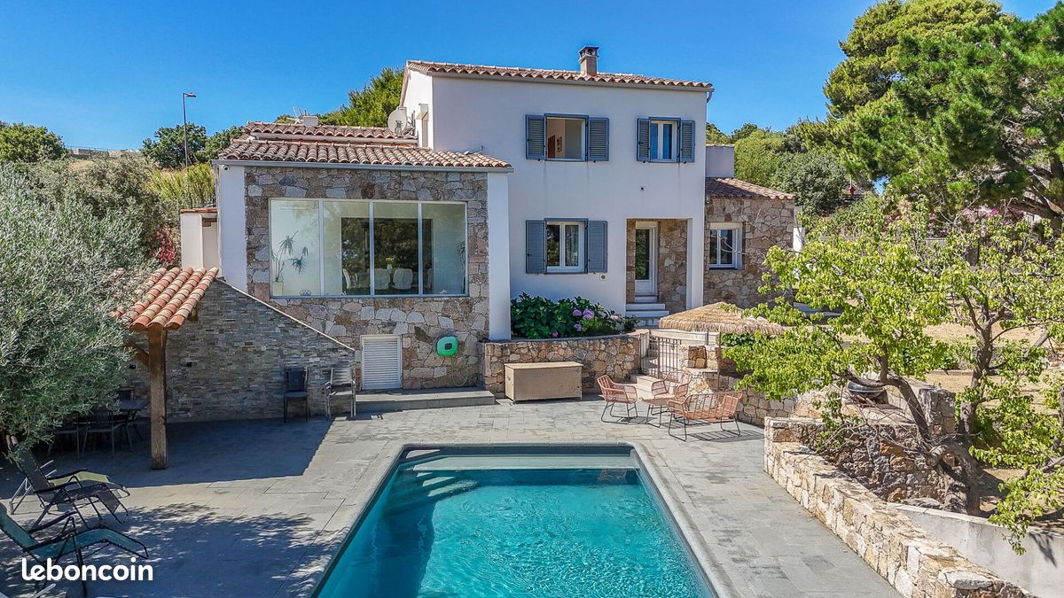 Maison 7 pièces 200 m² · à Corbara · 200 m² · 1 095 000 €