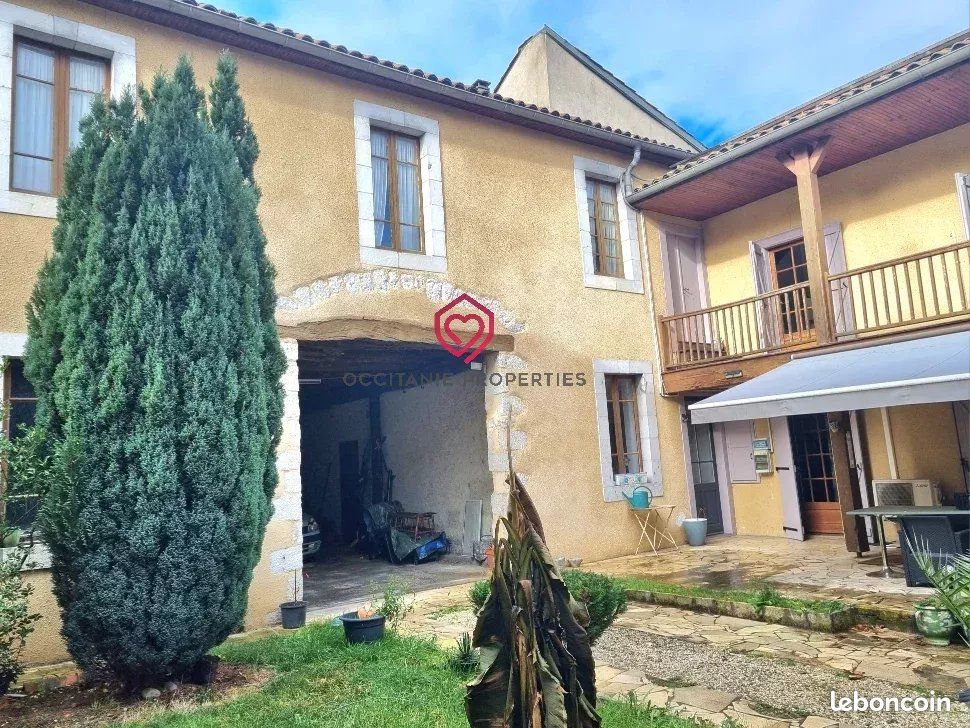 Maison 8 pièces 146 m² · à Montréjeau · 146 m² · 200 000 €