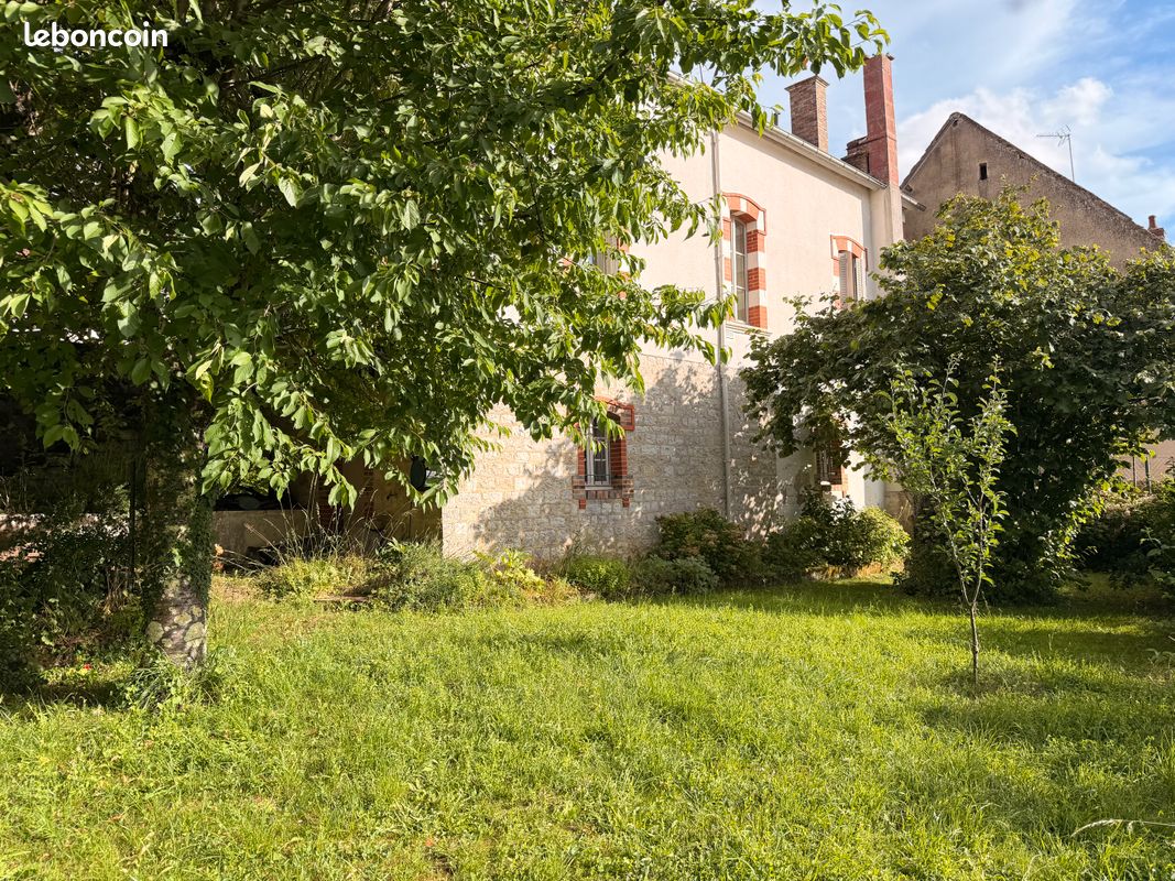 Maison 6 pièces 120 m² · à Châtillon-en-Bazois · 120 m² · 86 000 €