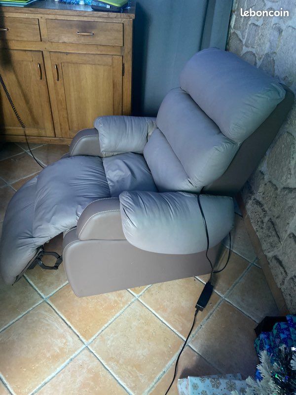 Fauteuil électrique (image 3)
