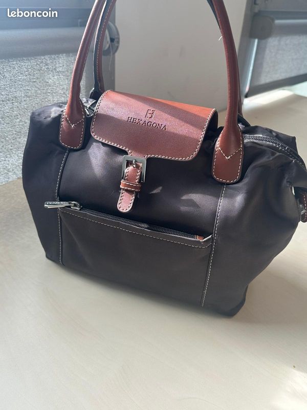 Sac noir/ Sac hexagone/ Sac tendance Accessoires Bagagerie