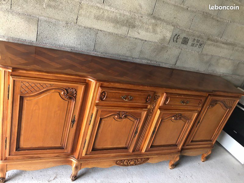 Bahut style Louis XV (image 1)