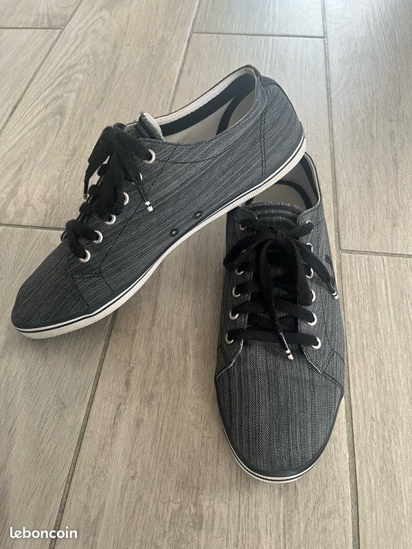 Chaussures FRED PERRY taille 43 (image 2)