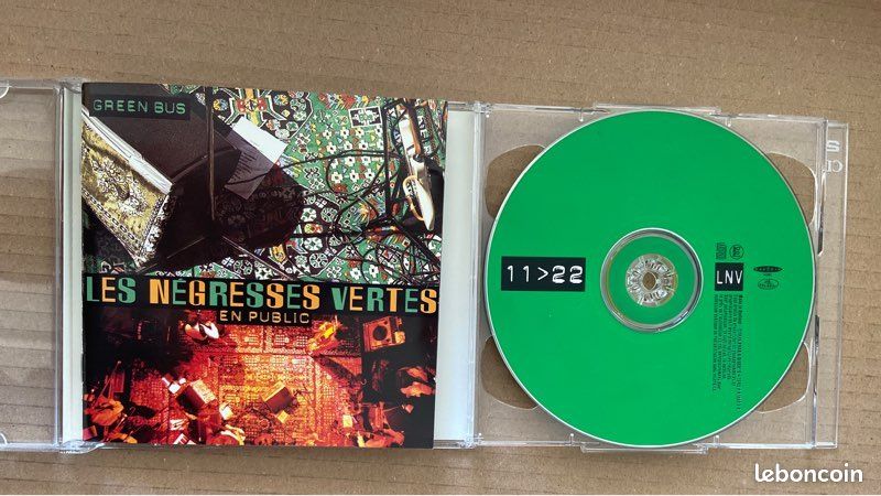 Les negresses vertes en public - green bus - 2cd (image 4)