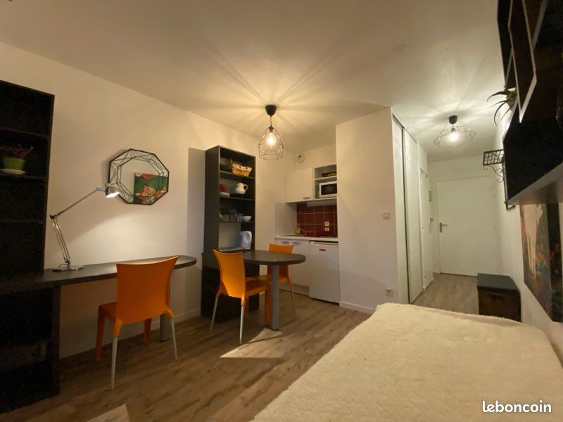 Appartement 1 pièce 18 m² · à Nîmes · 18 m² · 435 €/mois