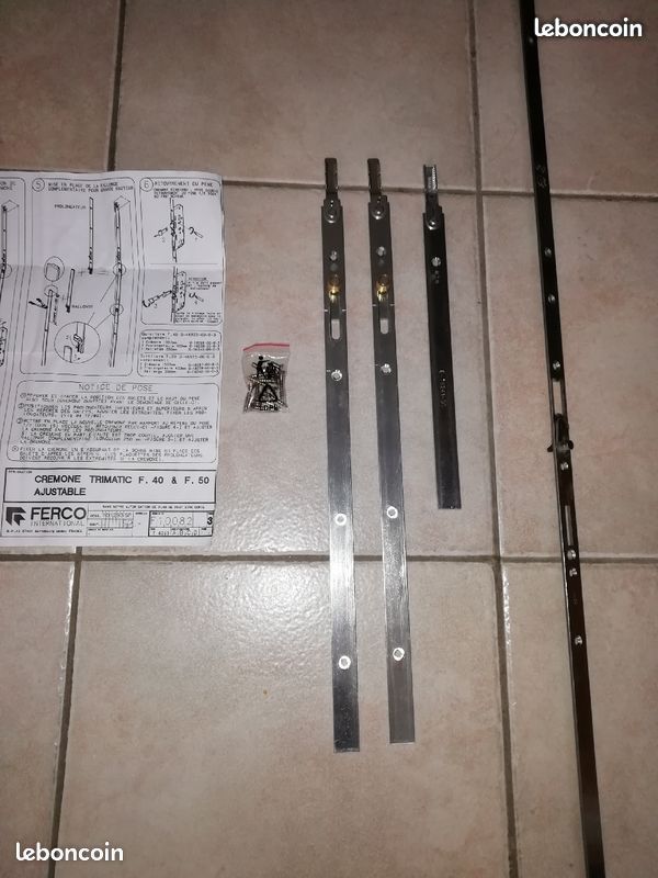 Crémone Trimatic FERCO ajustable pour porte d'entrée F40 et F50 (image 1)