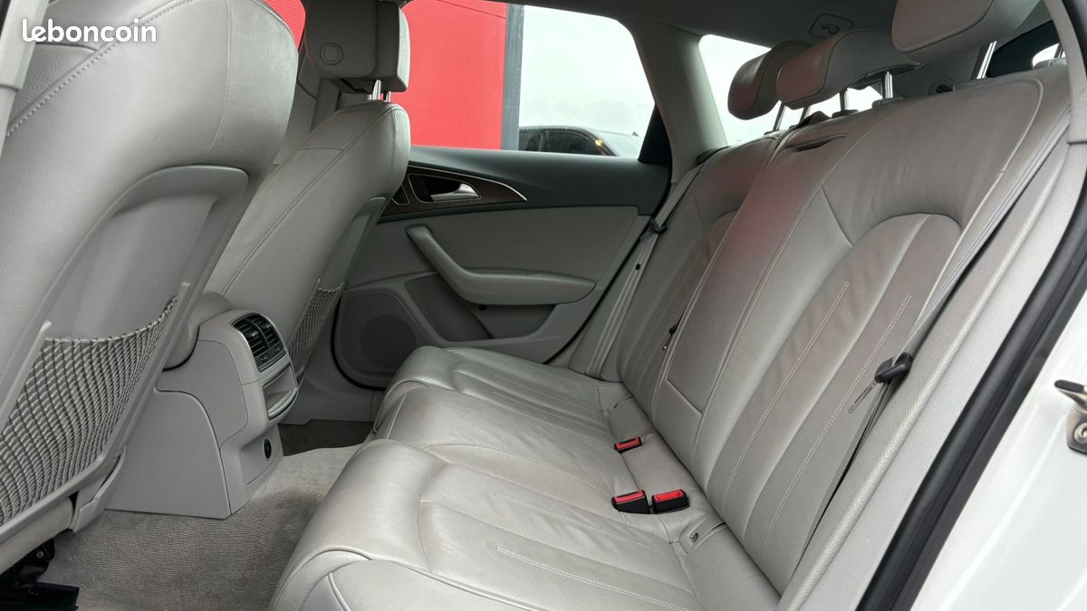 Audi A6 AVANT 2.0 TDI 136 CV AMBITION - GARANTIE 12 MOIS (image 18)
