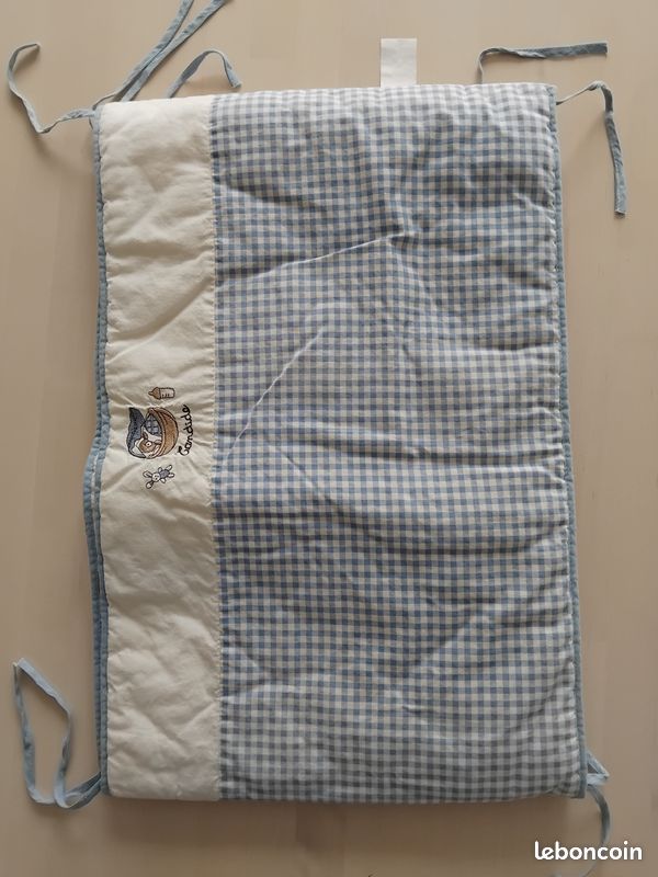 Tour de lit bébé (image 1)