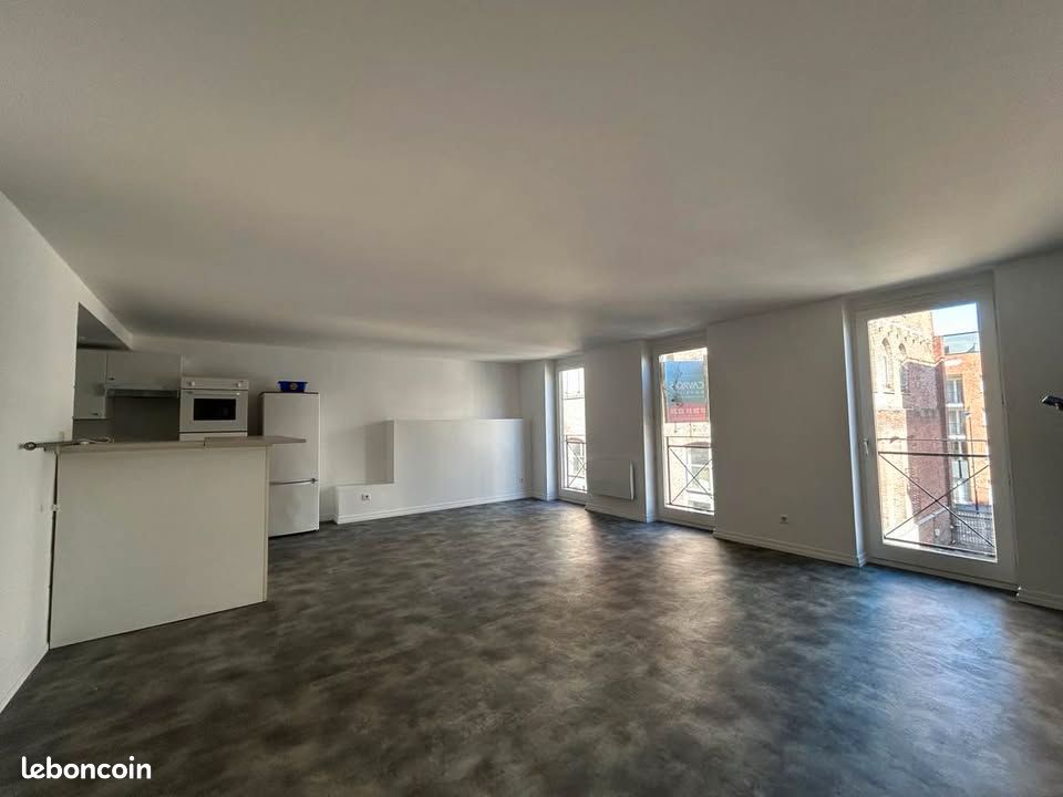 Appartement 2 pièces 55 m² · à Lille · 55 m² · 857 €