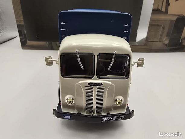 Miniature Altaya - Camion Panhard Movic Cordier Paris 1/43 - Série Camions D'Autrefois