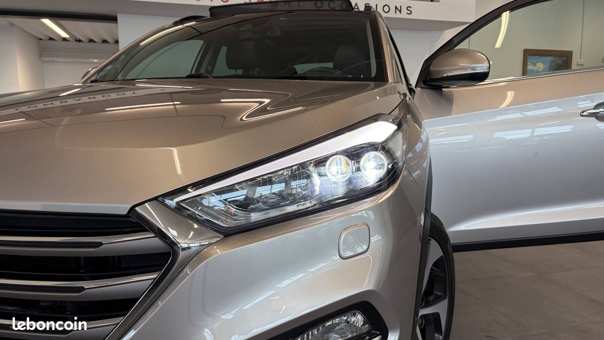 HYUNDAI Tucson 1.7 CRDi 141 2WD DCT-7 Executive (image 33)