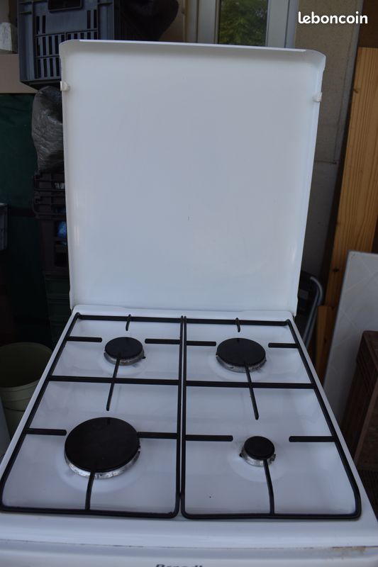 Cuisiniere (image 1)