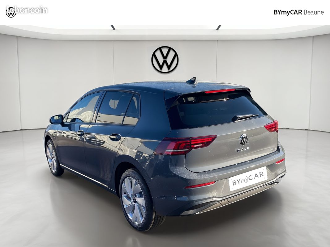 VOLKSWAGEN Golf 1.5 eTSI EVO2 116 DSG7 VW Edition (image 3)