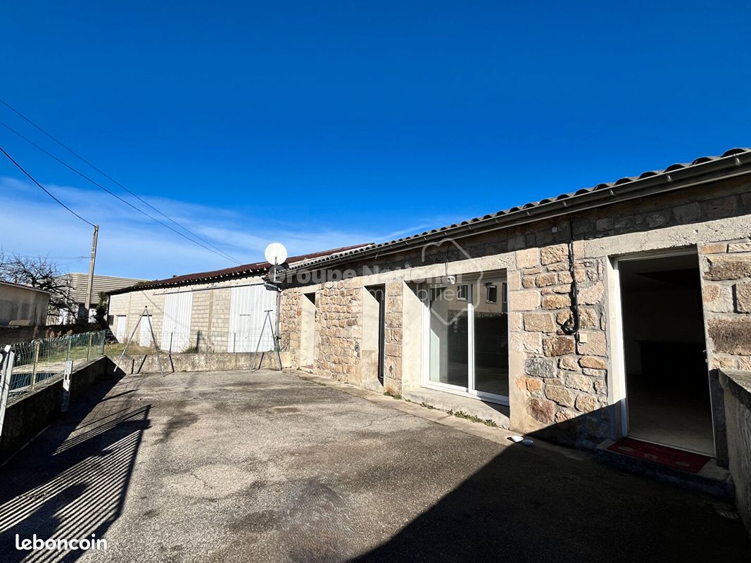 Maison 4 pièces 80 m² · à Vernoux-en-Vivarais · 80 m² · 192 000 €
