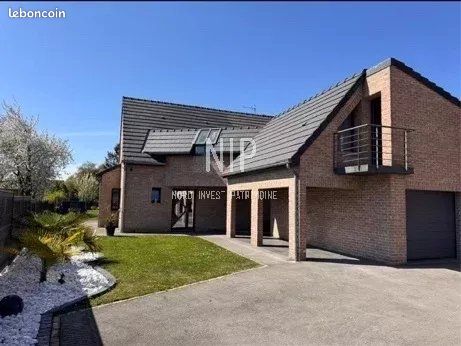 Maison 6 pièces 172 m² · à Petite-Forêt · 172 m² · 402 000 €