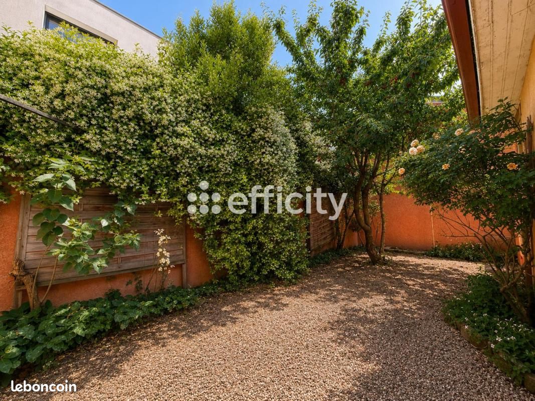 Maison 5 pièces 172 m² · à Villeurbanne · 172 m² · 836 000 €