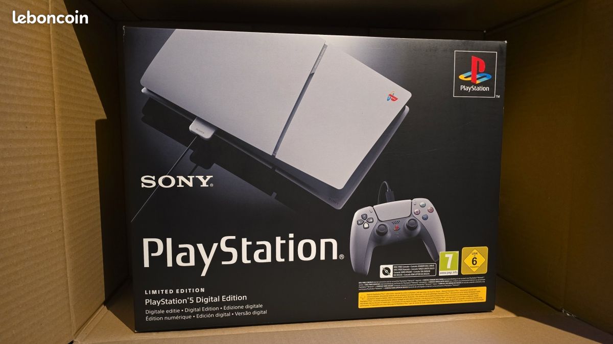 Console PS5 Digital 30ème anniversaire
