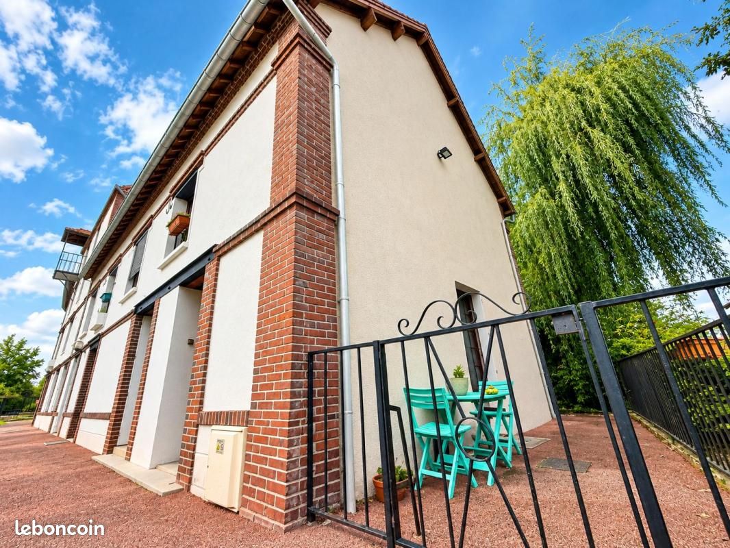 Appartement 5 pièces 118 m² · à Cherisy · 118 m² · 160 500 €