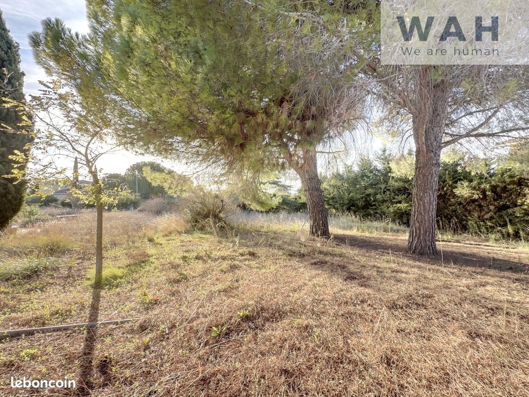 Terrain 409 m² · à Saint-Jean-de-Védas · 409 m² · 235 000 €