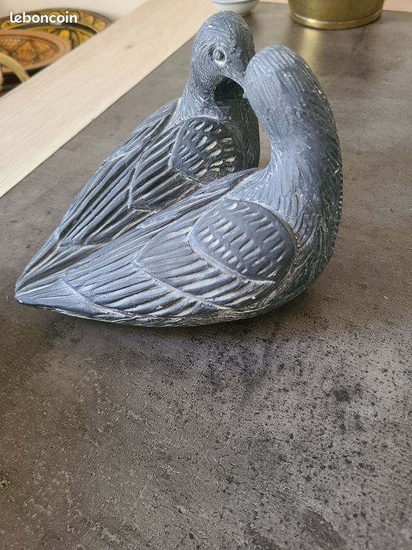 Sculpture pigeon en pierre (image 3)