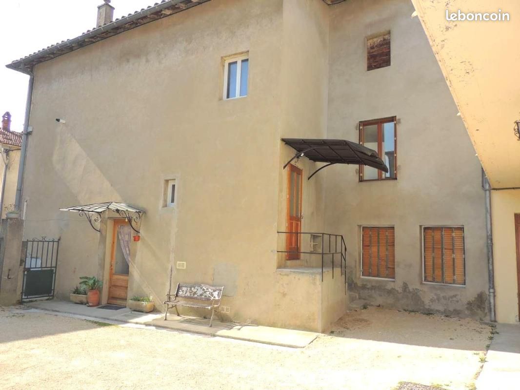 Appartement 2 pièces 68 m² · à Saint-Donat-sur-l'Herbasse · 68 m² · 579 €/mois