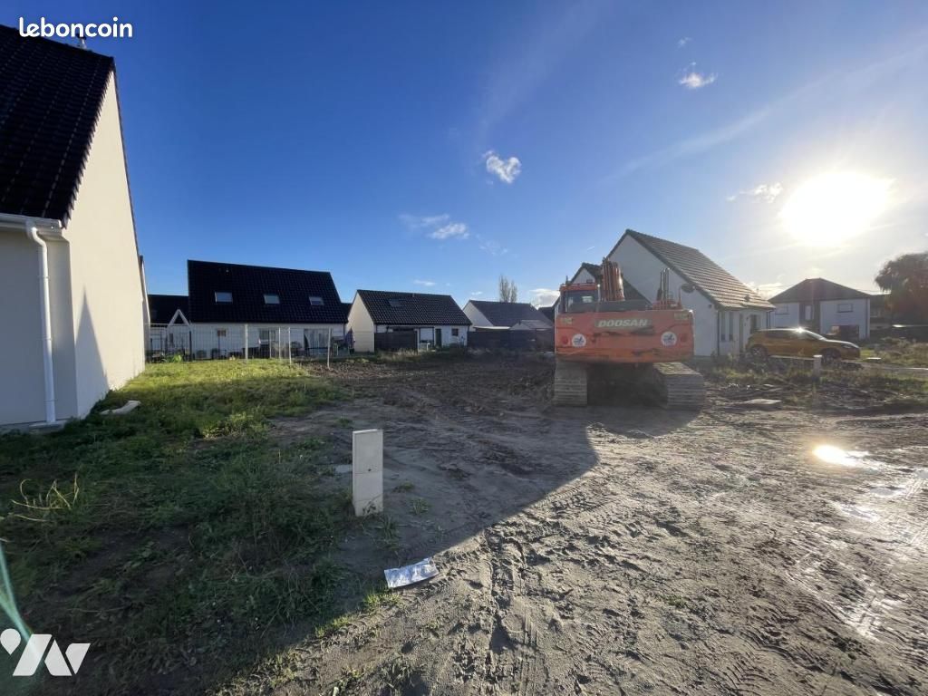 Terrain 330 m² · à Calais · 330 m² · 71 948 €
