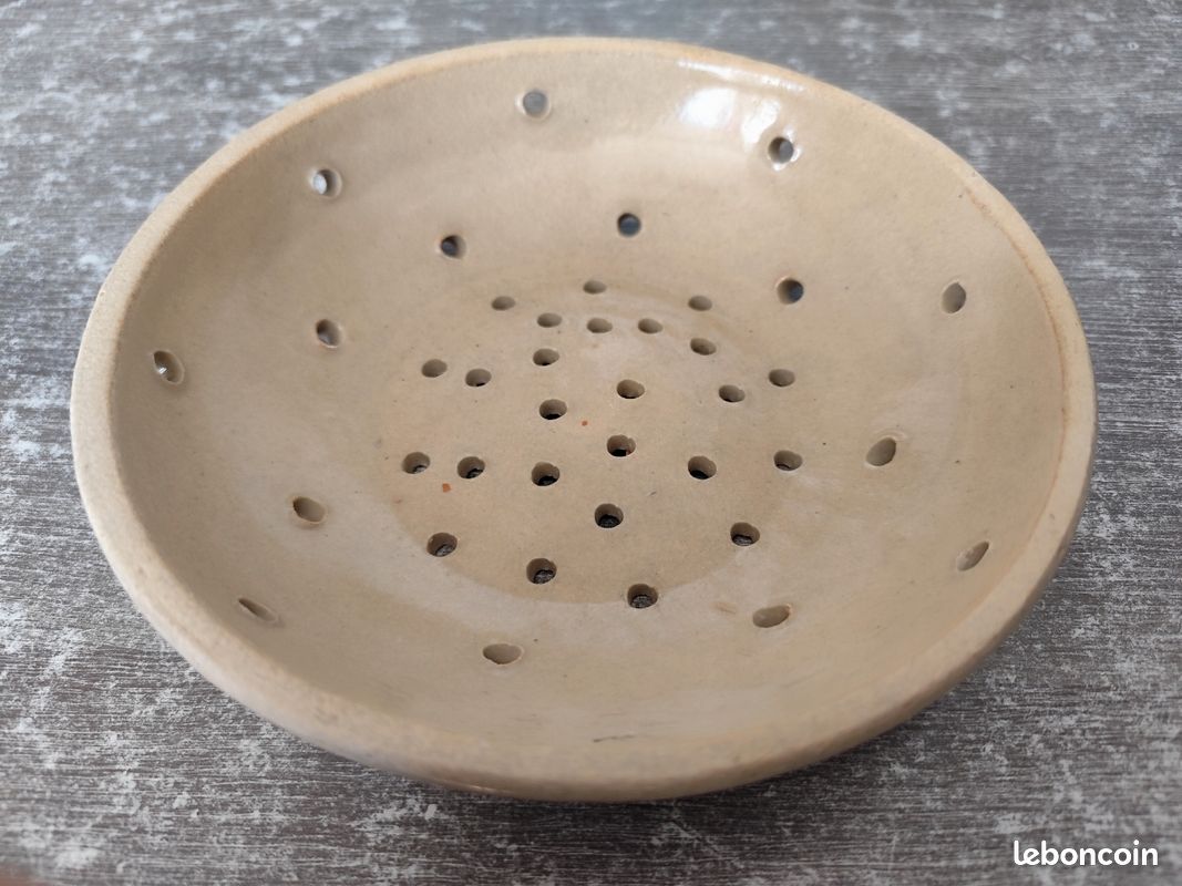 ANCIENNE PASSOIRE ÉGOUTTOIR en tôle émaillée décor de Fleurs EUR 25,00