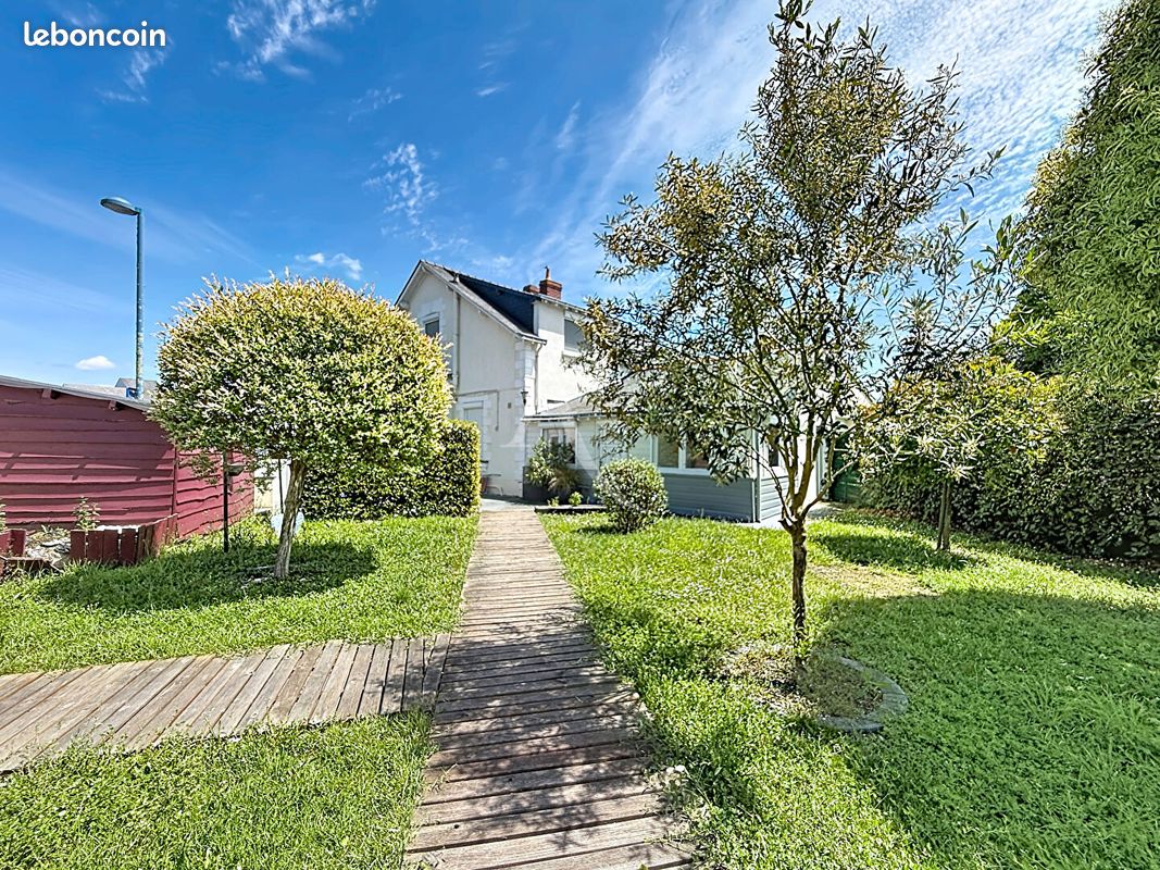 Maison 5 pièces 101 m² · à Saint-Barthélemy-d'Anjou · 101 m² · 313 000 €